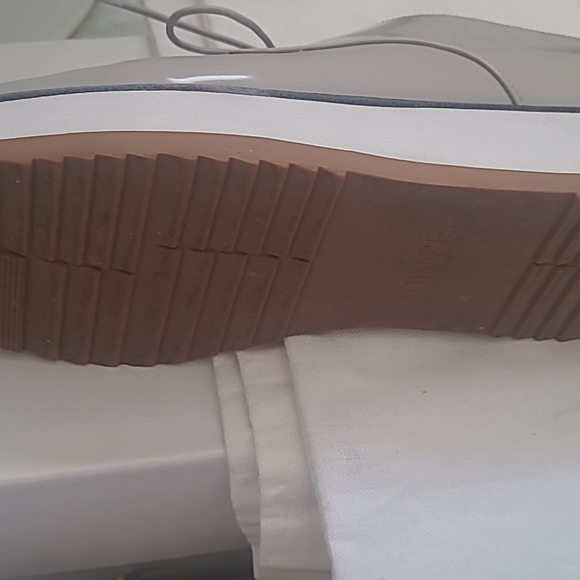 Designers shoes ๐ ๐ ๐ ๐ - Picture 2 of 8